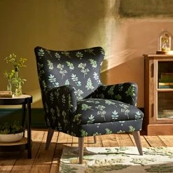Outlet 🔥 Natural History Museum Marlow Marsh Botanical Print Armchair 😍